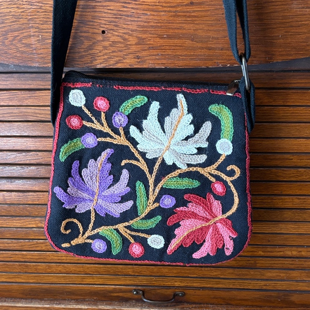 Stem Black Crossbody Bag with Colorful Embroidery